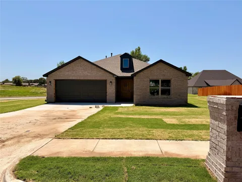 5827 Coldspring Lane