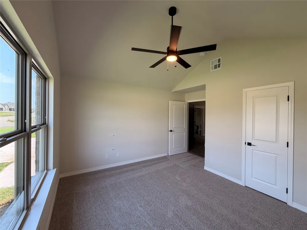 5827 Coldspring Lane Bartlesville, OK 74006