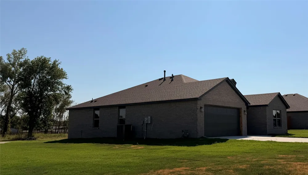 5827 Coldspring Lane Bartlesville, OK 74006
