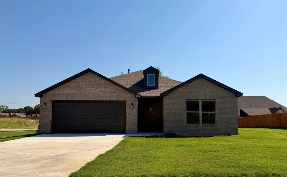 5827 Coldspring Lane Bartlesville, OK 74006