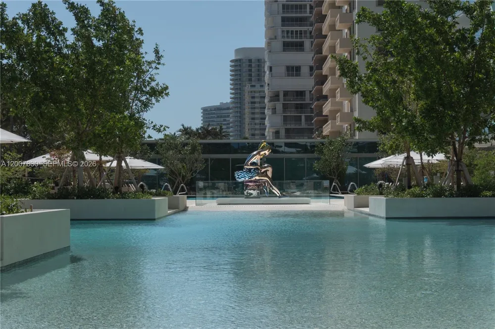 10201 Collins Ave #404 Bal Harbour, FL 33154
