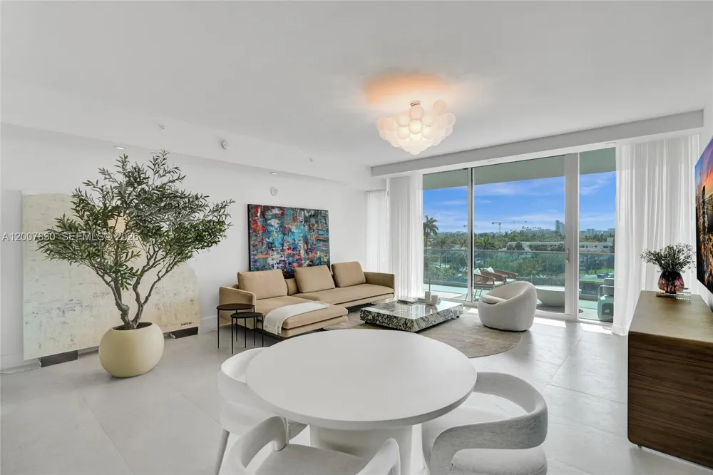 10201 Collins Ave #404 Bal Harbour, FL 33154