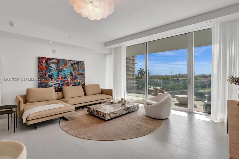 10201 Collins Ave #404 Bal Harbour, FL 33154