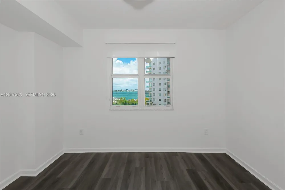 7900 Harbor Island Dr #703 North Bay Village, FL 33141