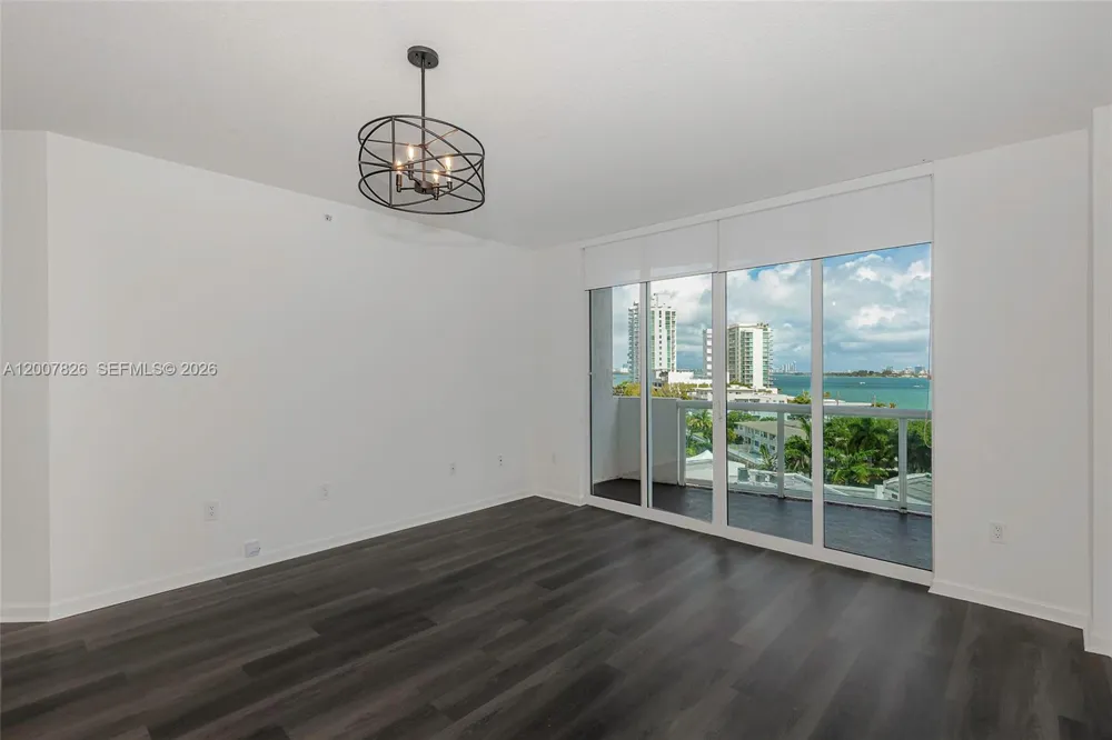 7900 Harbor Island Dr #703 North Bay Village, FL 33141