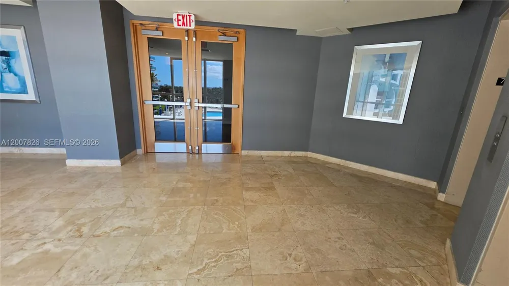 7900 Harbor Island Dr #703 North Bay Village, FL 33141