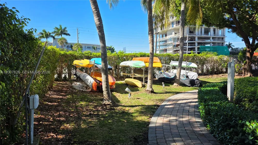 7900 Harbor Island Dr #703 North Bay Village, FL 33141