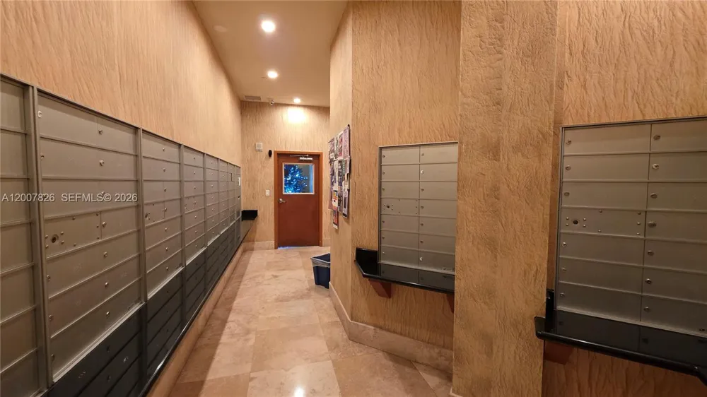 7900 Harbor Island Dr #703 North Bay Village, FL 33141
