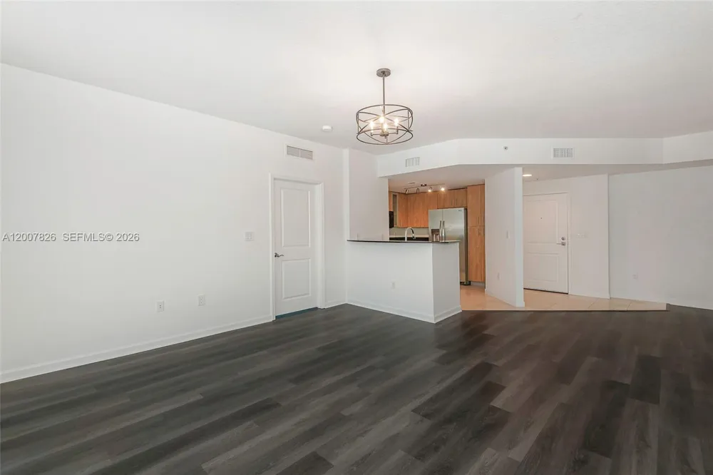 7900 Harbor Island Dr #703 North Bay Village, FL 33141