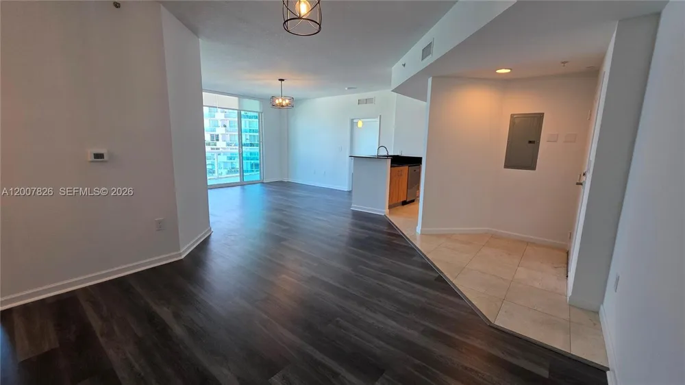 7900 Harbor Island Dr #703 North Bay Village, FL 33141