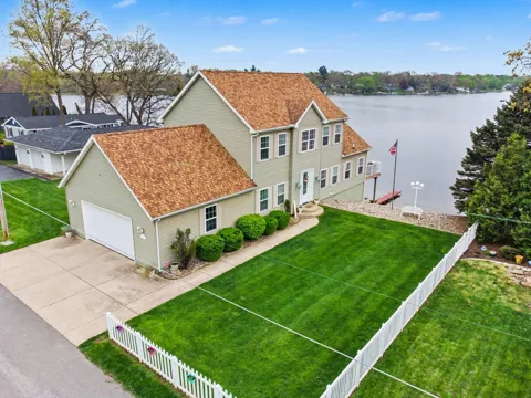 107 Lakeview Drive #A