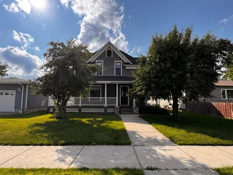 712 Burke Avenue
