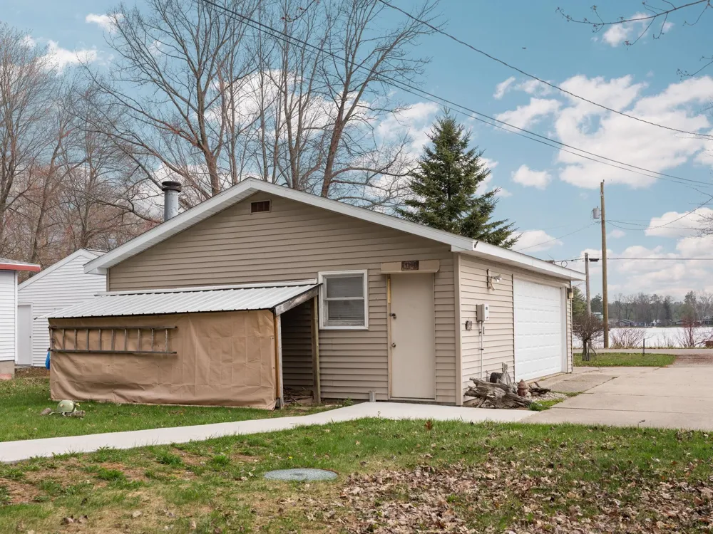 7049 W White Birch Avenue Lake Township, MI 49651