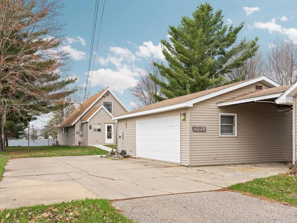 7049 W White Birch Avenue Lake Township, MI 49651
