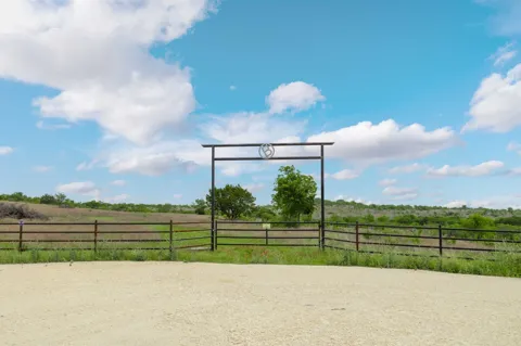 Comanche Hills Drive