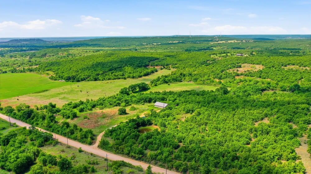 3180 Rock Creek Road Jacksboro, TX 76458