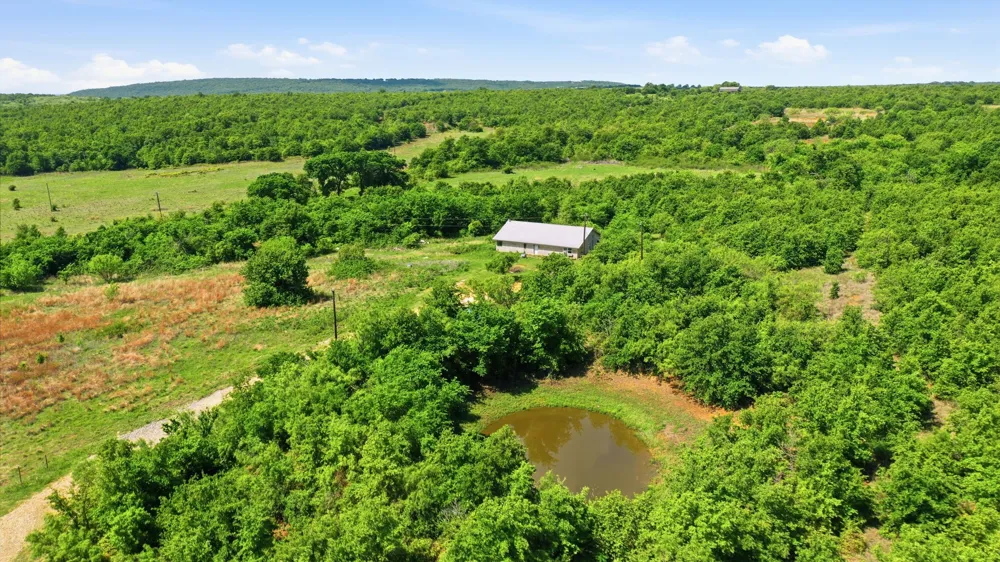 3180 Rock Creek Road Jacksboro, TX 76458