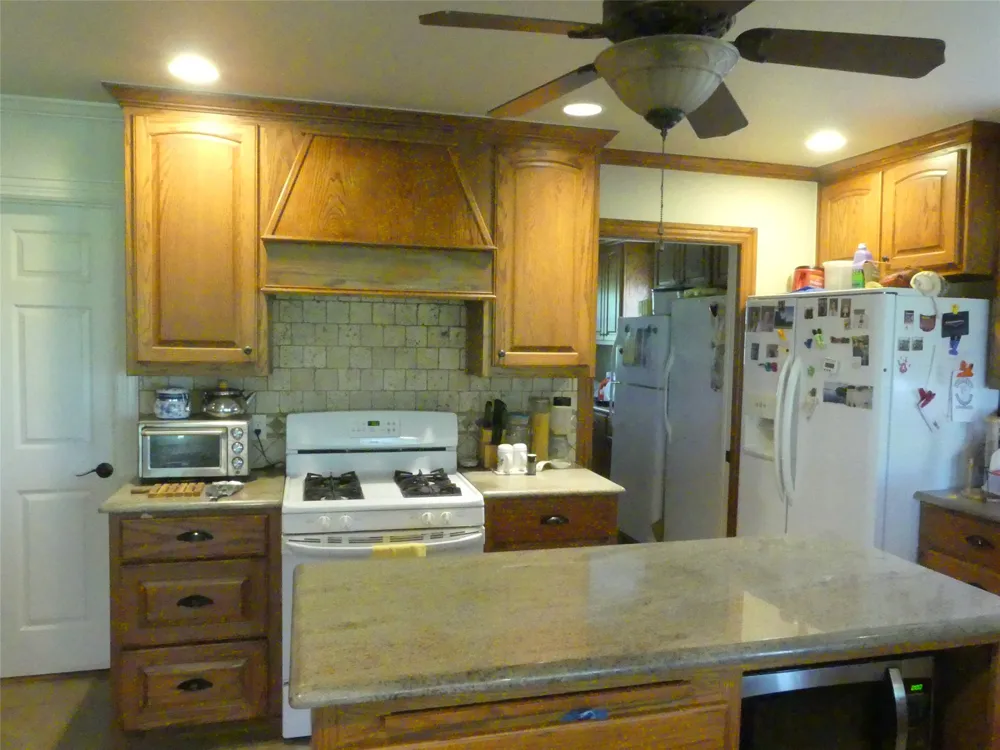 3421 School House Road Forestburg, TX 76239