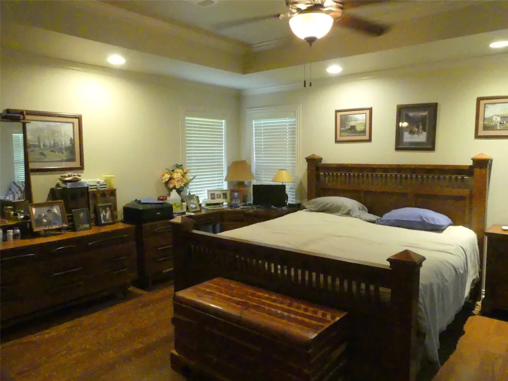 3421 School House Road Forestburg, TX 76239