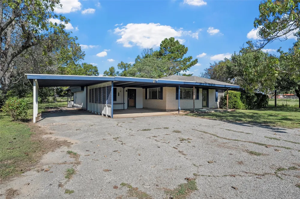 722 Fm 1366 Mexia, TX 76667
