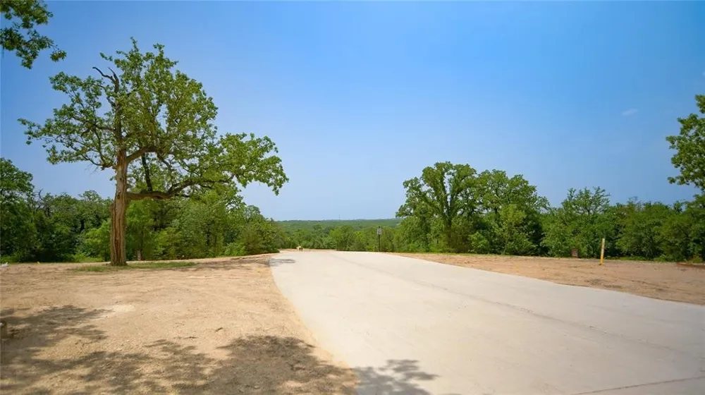 8016 Encanto Way Azle, TX 76020