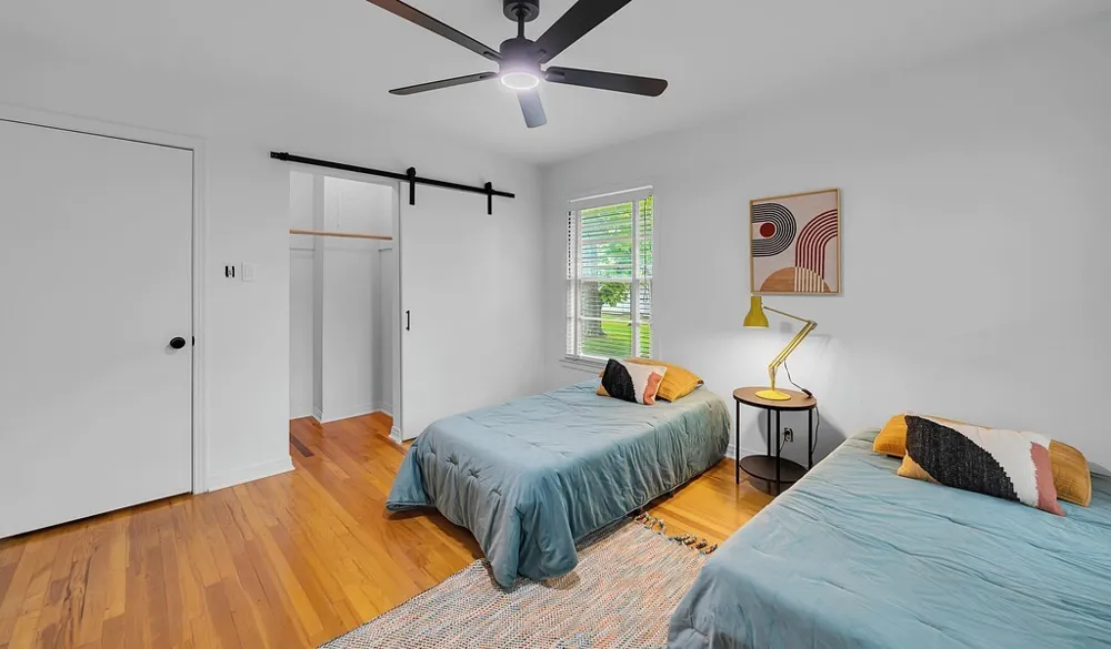 311 E Newland Robinson, TX 76706