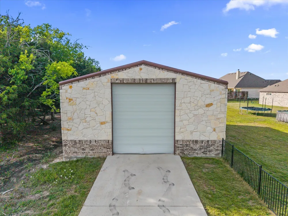 1600 Lynx Loop Forney, TX 75126