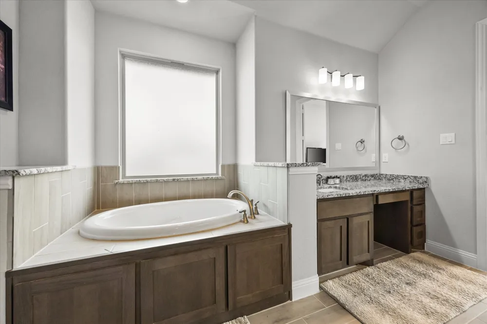 1600 Lynx Loop Forney, TX 75126