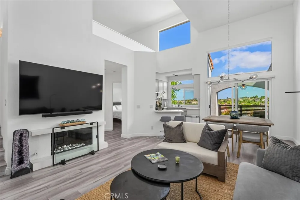 24997 La Mangusta Laguna Niguel, CA 92677