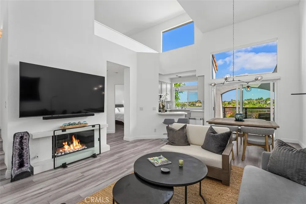 24997 La Mangusta Laguna Niguel, CA 92677