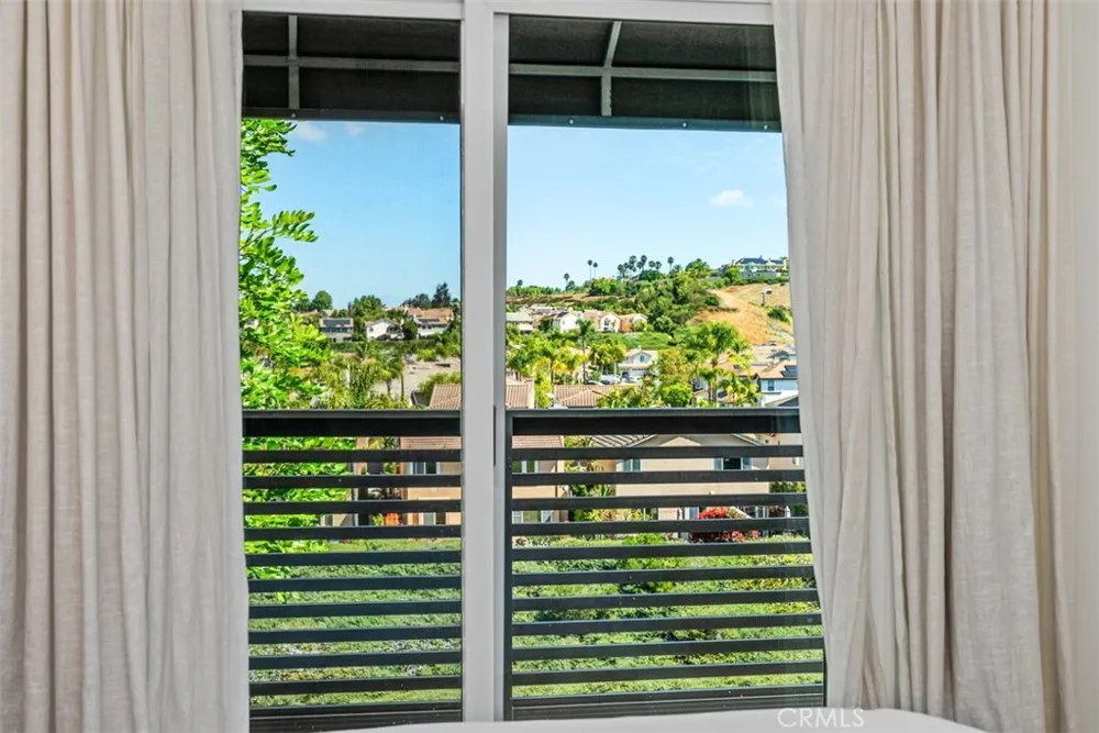 24997 La Mangusta Laguna Niguel, CA 92677