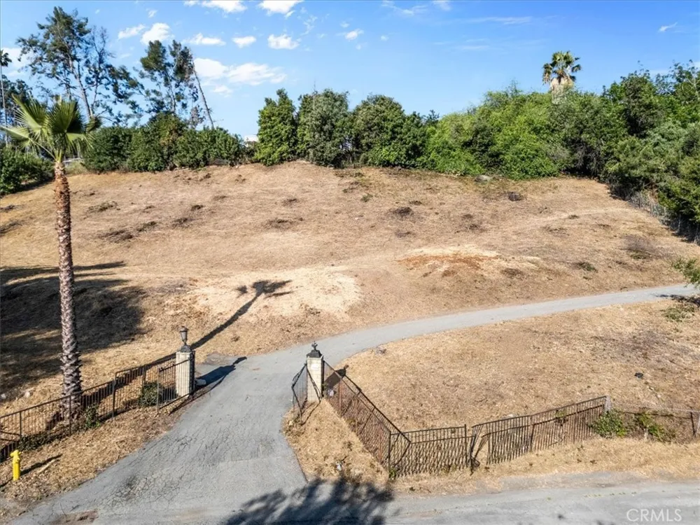 21544 Covina Hills Rd Covina, CA 91724