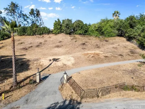 21544 Covina Hills Rd