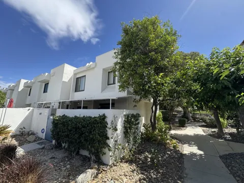 48728 Desert Flower Drive