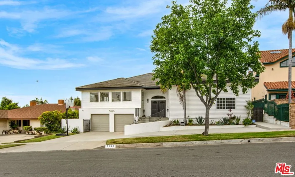 5625 S Sherbourne Drive Los Angeles, CA 90056