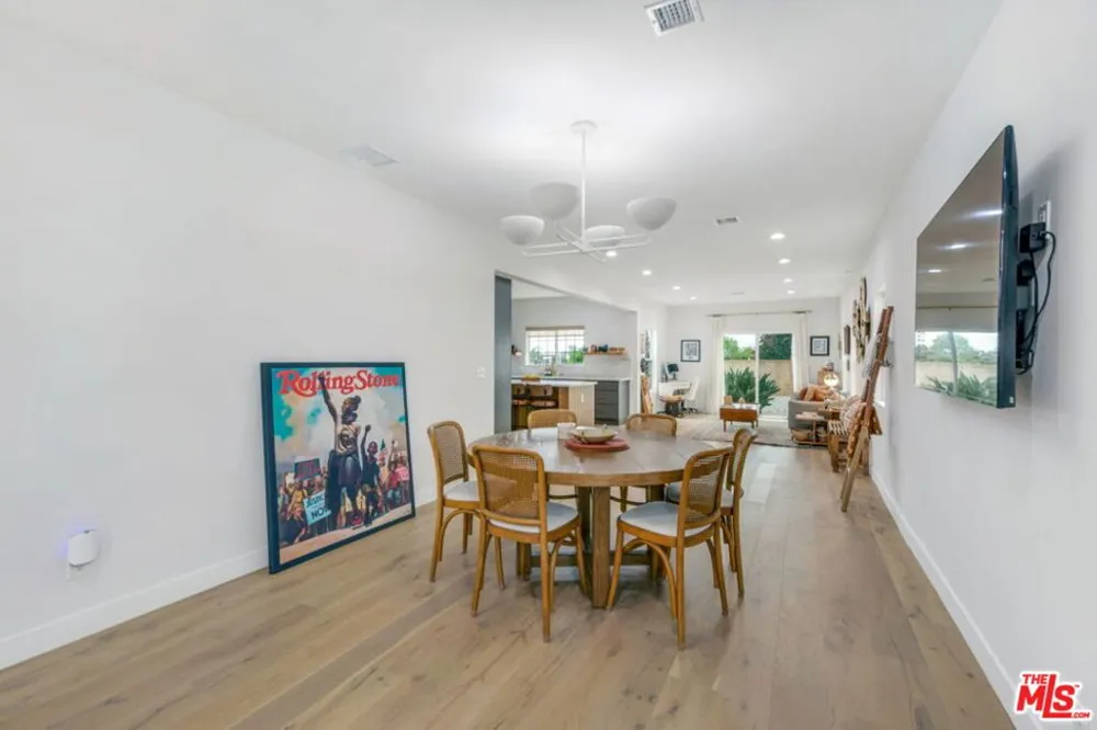 5625 S Sherbourne Drive Los Angeles, CA 90056