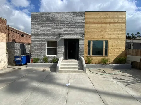 4804 S Van Ness