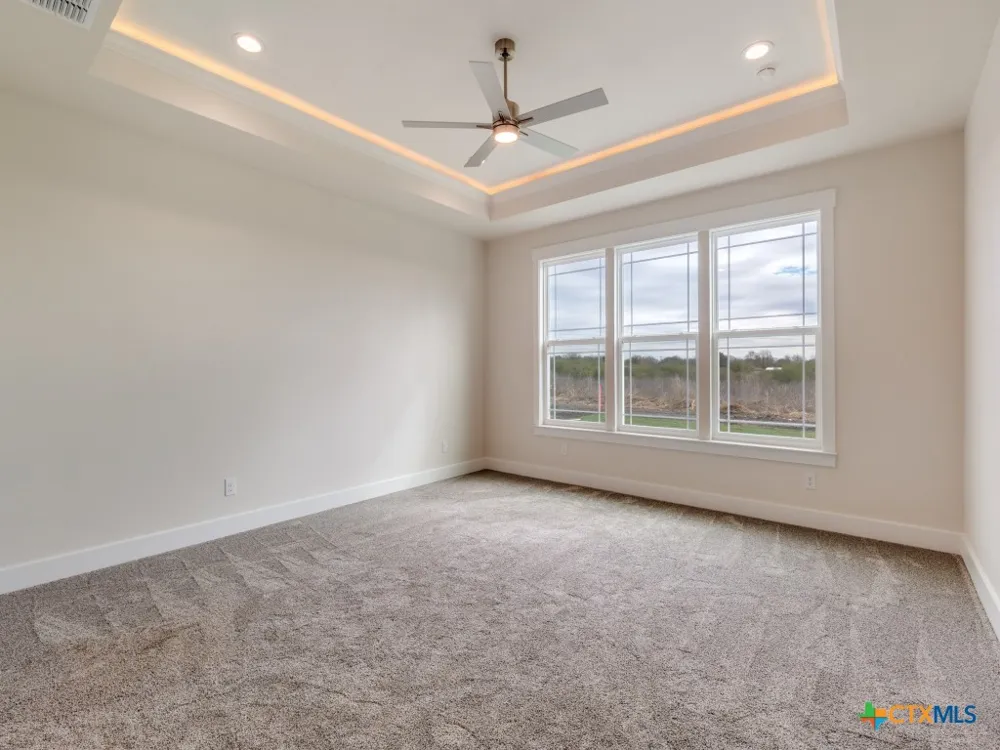 178 Lost Maples Way Marion, TX 78124