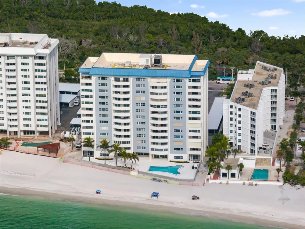 1750 BENJAMIN FRANKLIN DRIVE #6G Sarasota, FL 34236