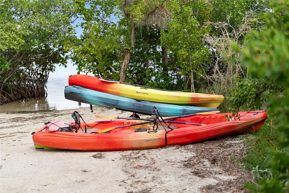 1750 BENJAMIN FRANKLIN DRIVE #6G Sarasota, FL 34236