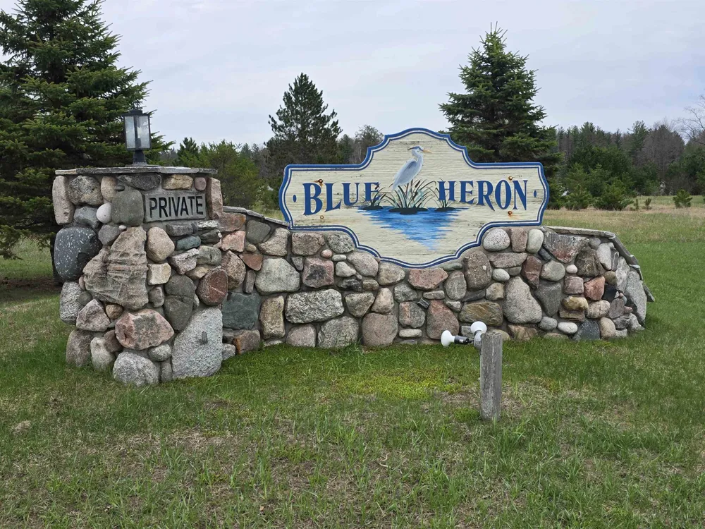 31 SE Blue Heron Drive Orange Township, MI 49646