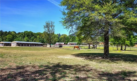 486 County Line Road