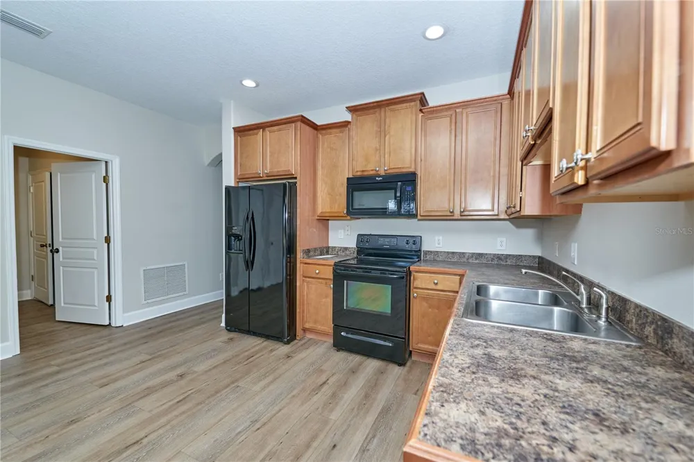 23903 SARDINIA DRIVE Sorrento, FL 32776
