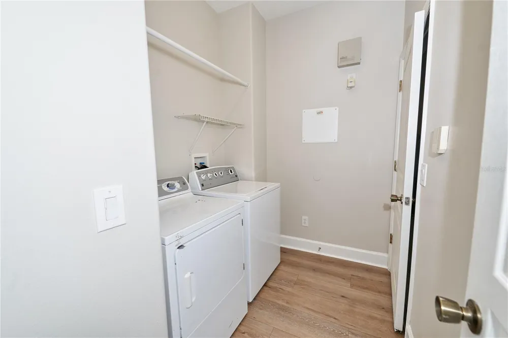 23903 SARDINIA DRIVE Sorrento, FL 32776