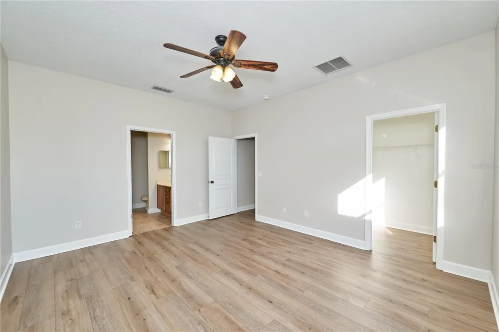 23903 SARDINIA DRIVE Sorrento, FL 32776