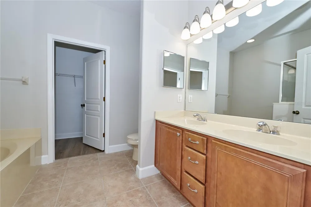 23903 SARDINIA DRIVE Sorrento, FL 32776