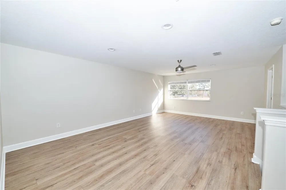 23903 SARDINIA DRIVE Sorrento, FL 32776