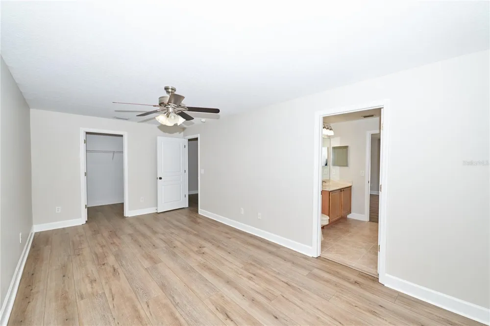 23903 SARDINIA DRIVE Sorrento, FL 32776