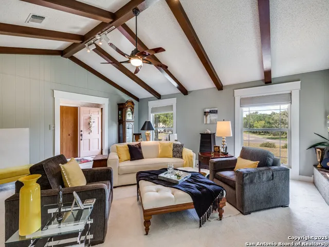 135 Manor Comfort, TX 78013