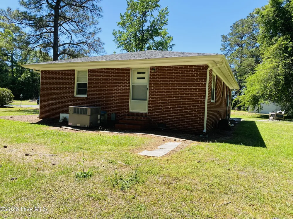 229 Mill Pond Road Whiteville, NC 28472